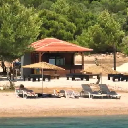 בית נופש Vortex Mobile Homes *