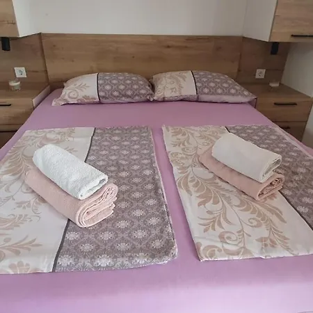 Vortex Mobile Homes * Tisno