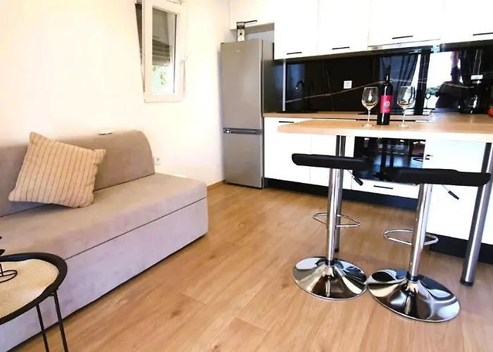 בית נופש Vortex Mobile Homes *